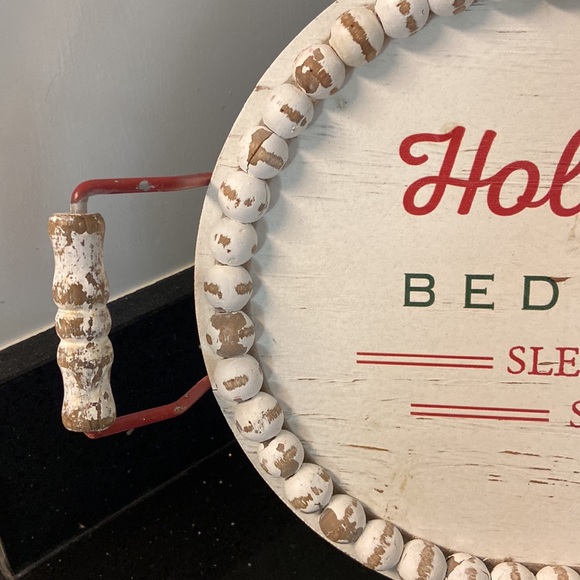 Tray HOLLY BERRY INN Christmas Holiday Wood Chippy White Beaded Farmhouse - Picture 4 of 10